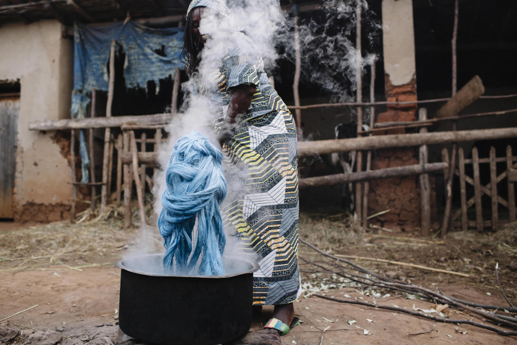 Preparing Natural Dyes